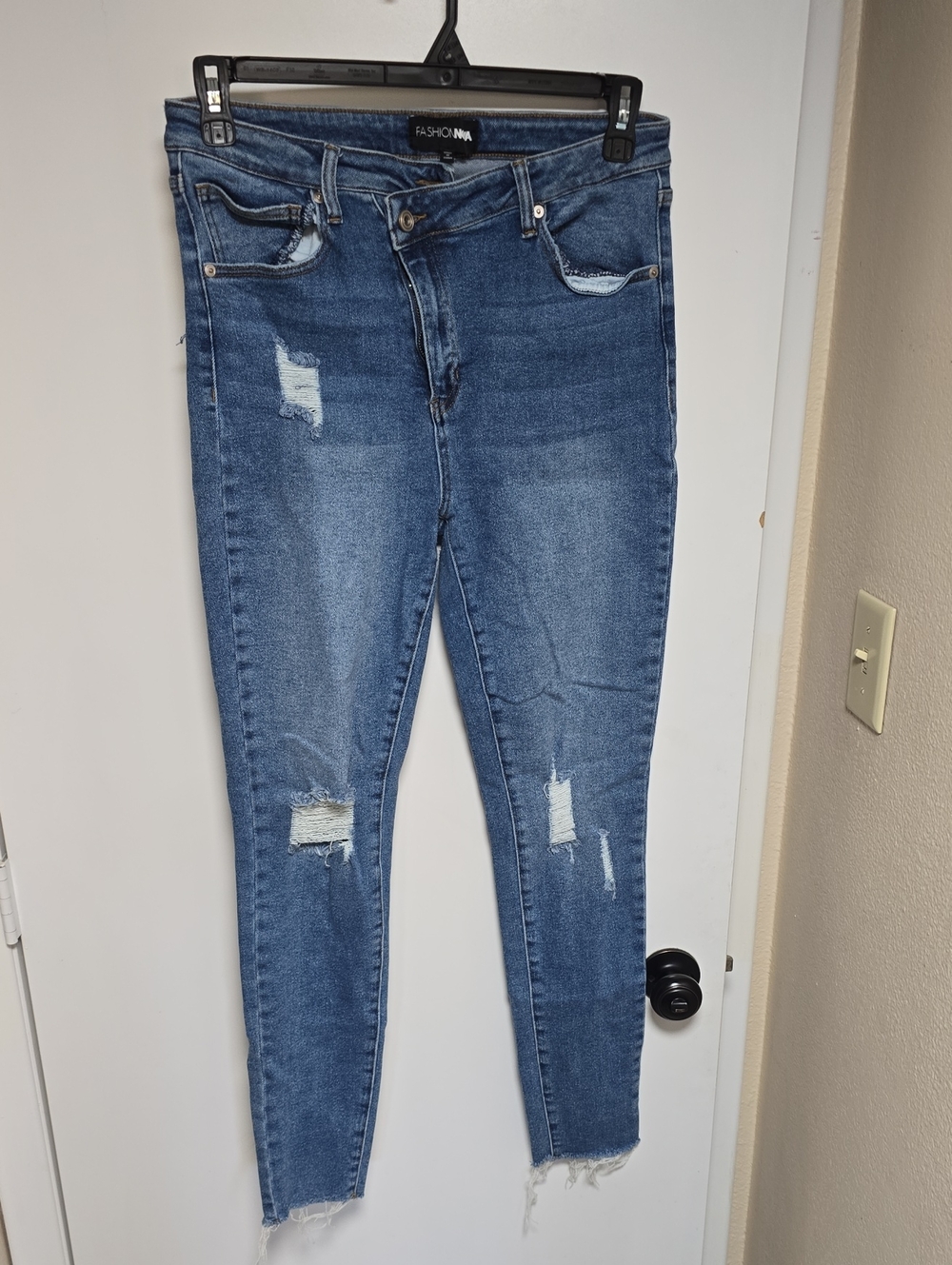 Fashion Nova Women's Distressed Skinny Jeans - Medium Blue
